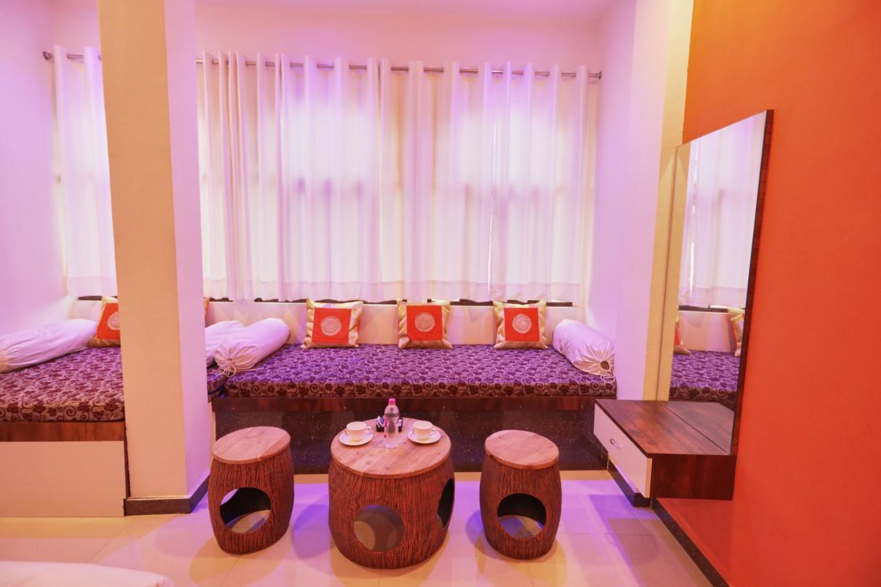 Hotel Neev Haweli Udaipur Esterno foto
