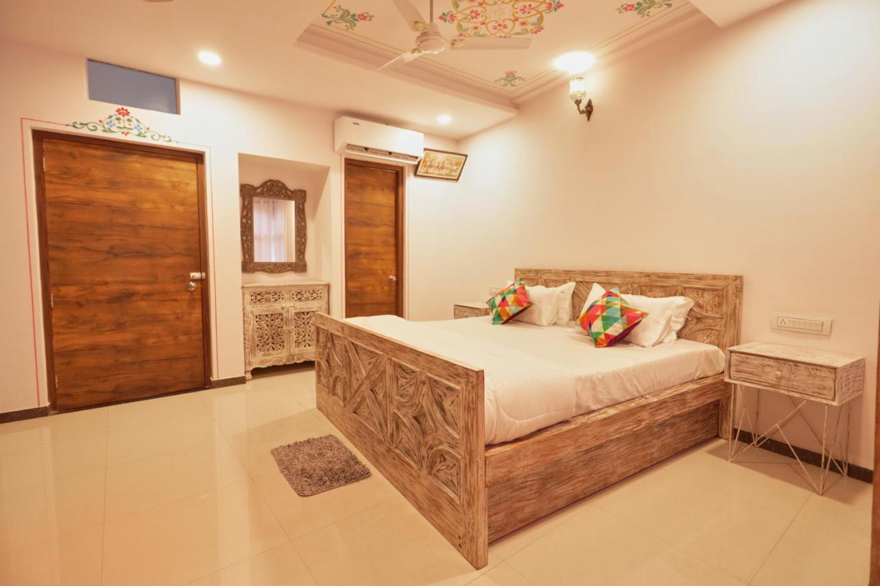 Hotel Neev Haweli Udaipur Esterno foto