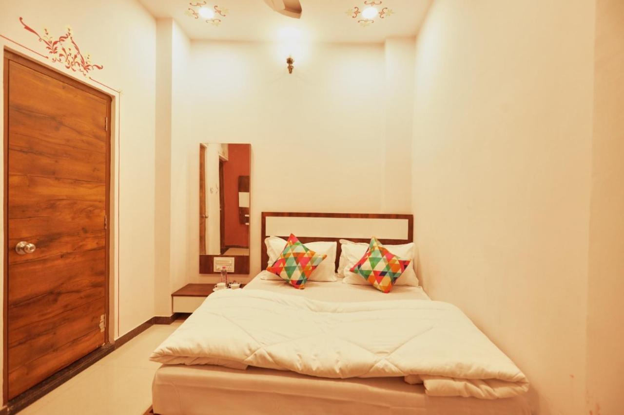 Hotel Neev Haweli Udaipur Esterno foto